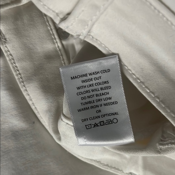 Zenana White crop Jeans - Picture 8 of 8